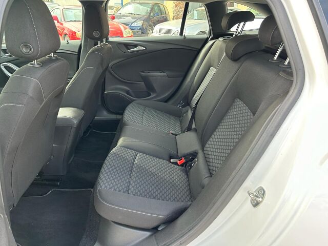 OPEL ASTRA SELECTIVE ESTATE 1.4 SIDI AUTO SPANISH LHD IN SPAIN 116000 MILES 2018